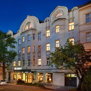 **** Szálloda Savoy Csehország